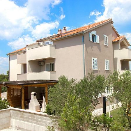 סרימה Apartmani Gnjidic מראה חיצוני תמונה