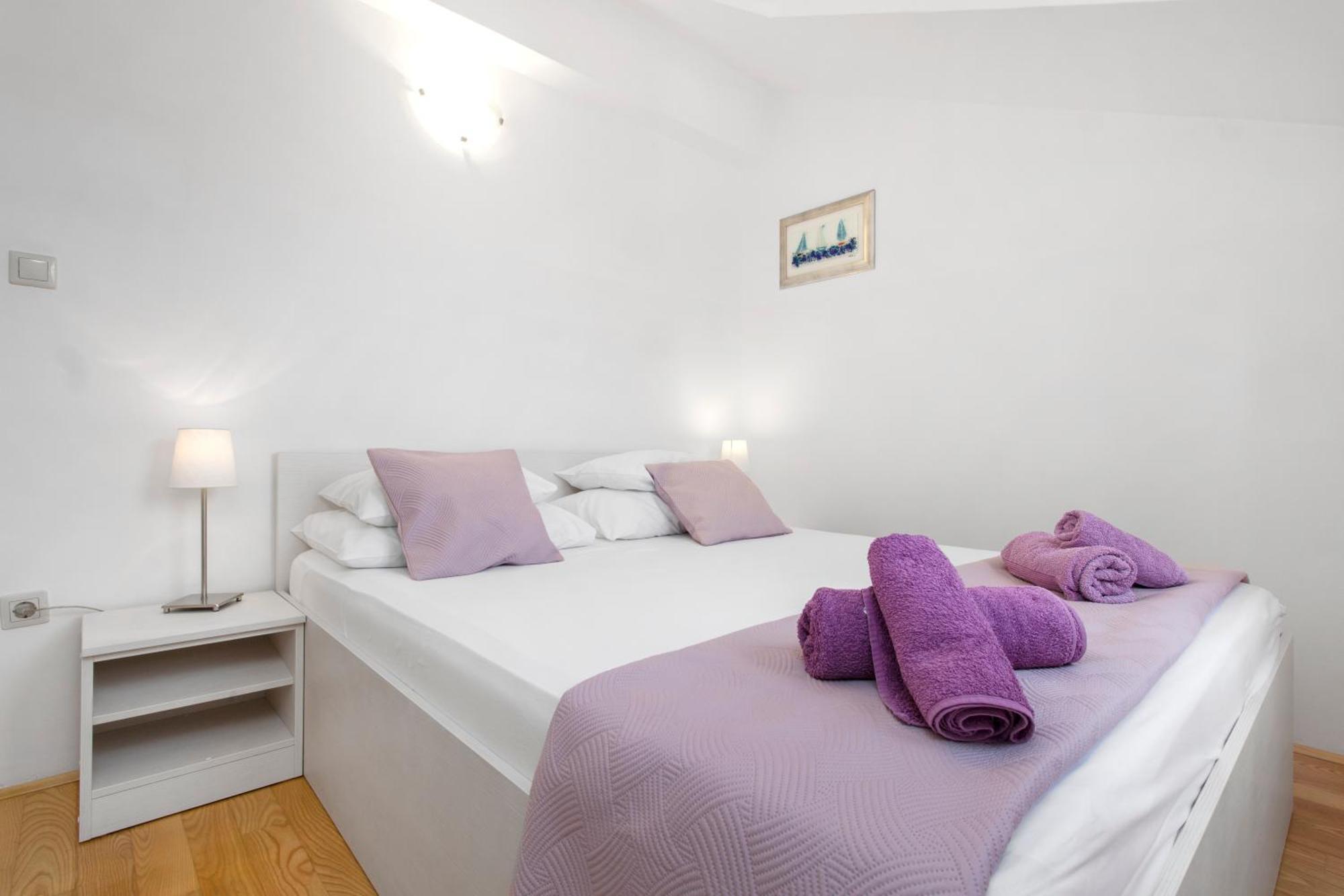 סרימה Apartmani Gnjidic מראה חיצוני תמונה