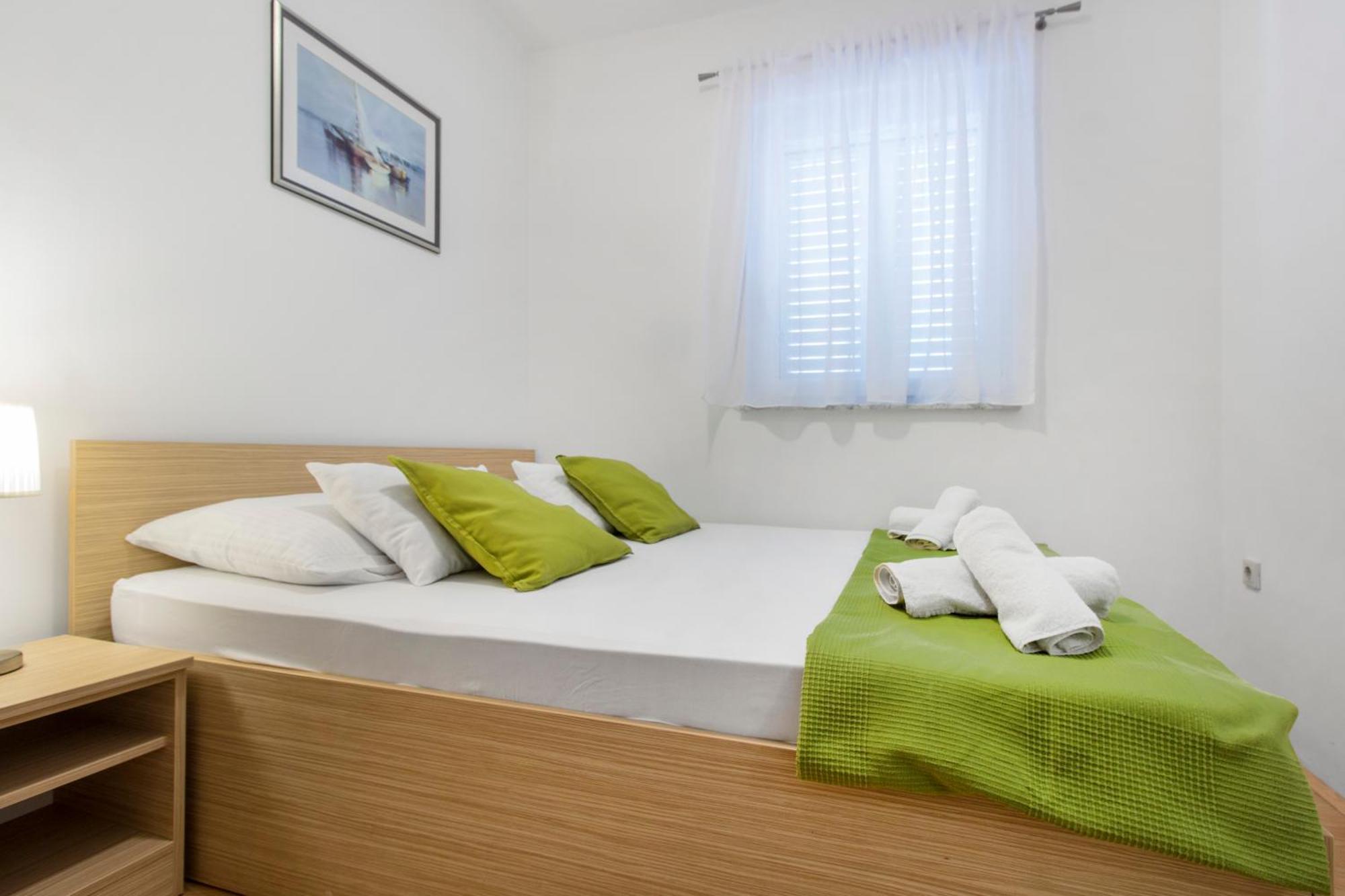 סרימה Apartmani Gnjidic מראה חיצוני תמונה