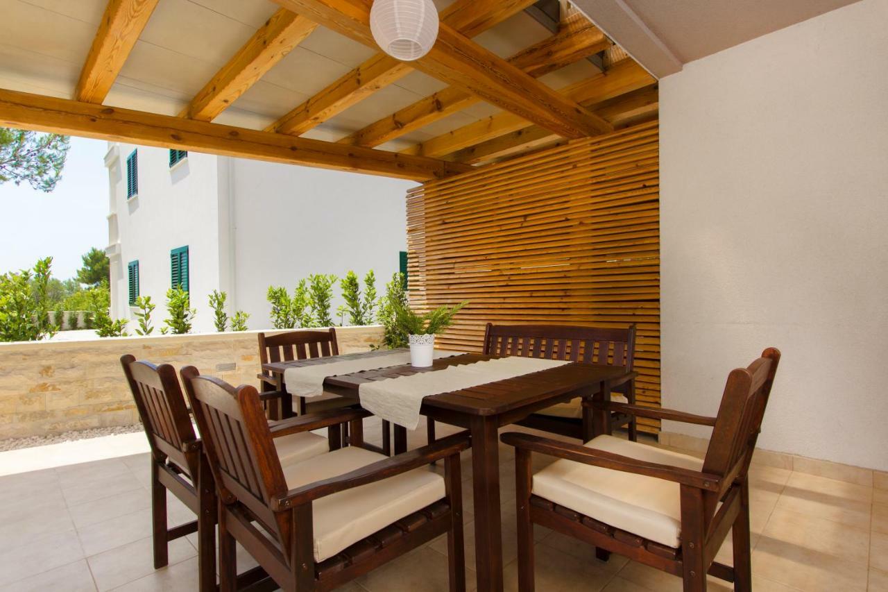 סרימה Apartmani Gnjidic מראה חיצוני תמונה